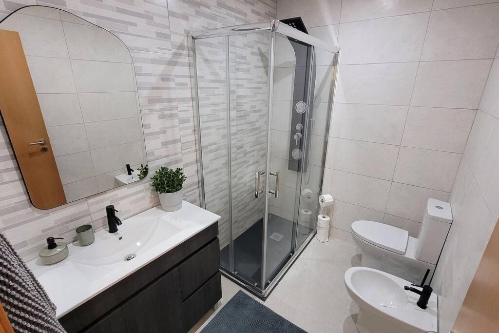Ao Lado Da Estacao Do Metro! Apartman Vila Nova de Gaia Kültér fotó